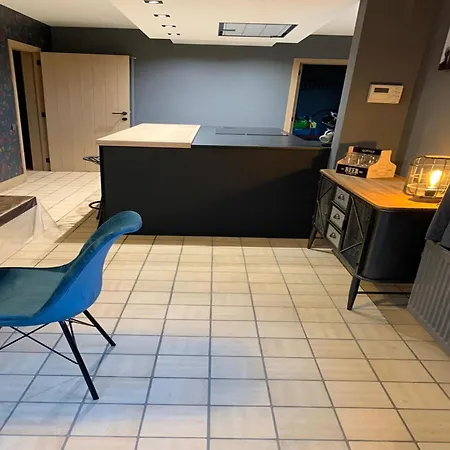 Elegant Family Stay, Wallonia, Cleaning Included ベルトリ