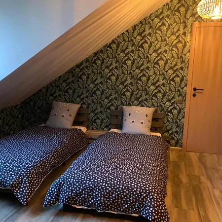 別荘 Elegant Family Stay, Wallonia, Cleaning Included